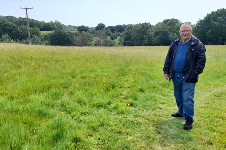 Nick Austin in the upper part of the battlefield, looking south.